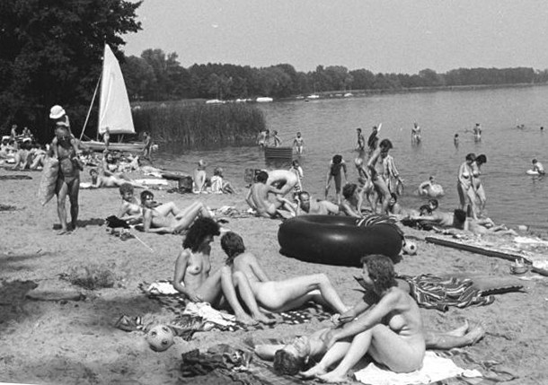 FKK am Schwielochsee. Public Domain